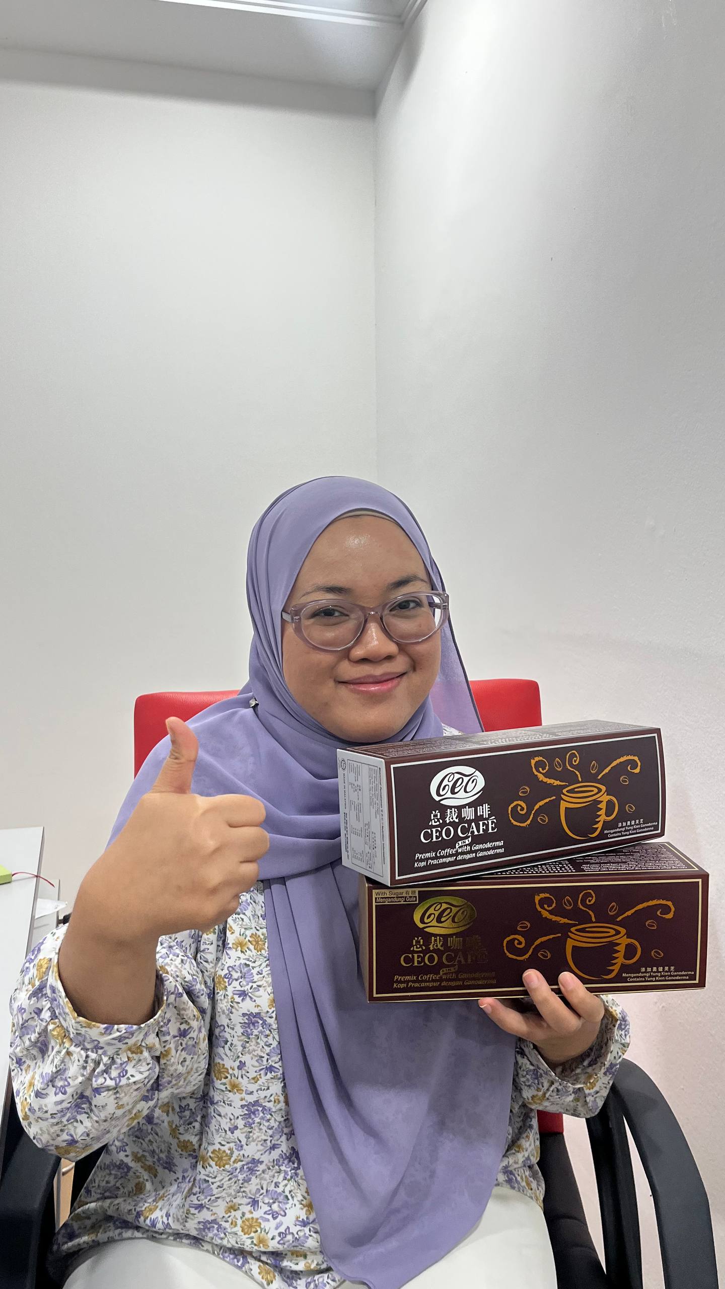 Pelanggan CEO Cafe